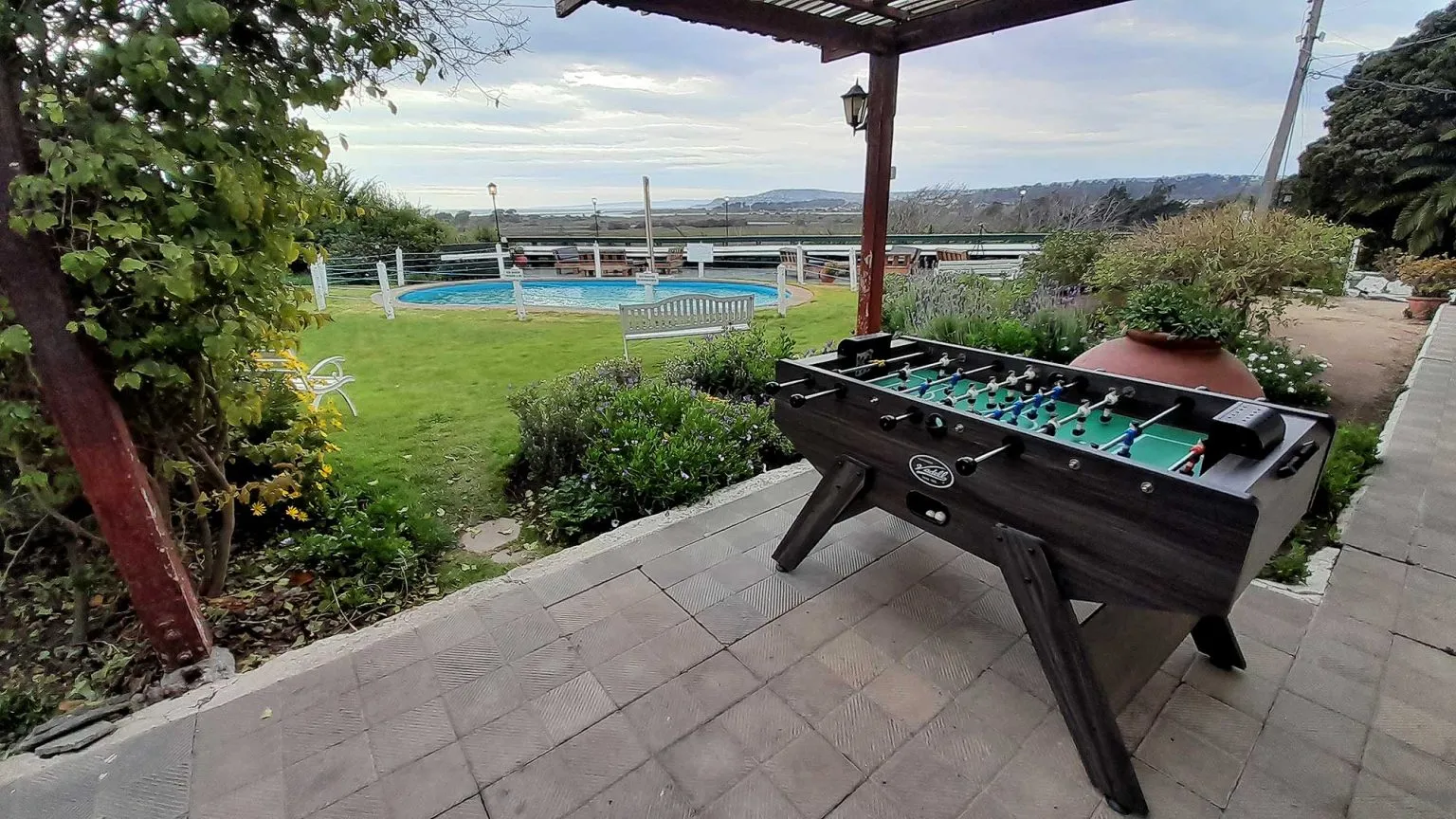 Mesa de juegos y terraza